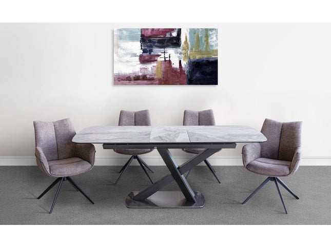 Extendable dining table and chairs